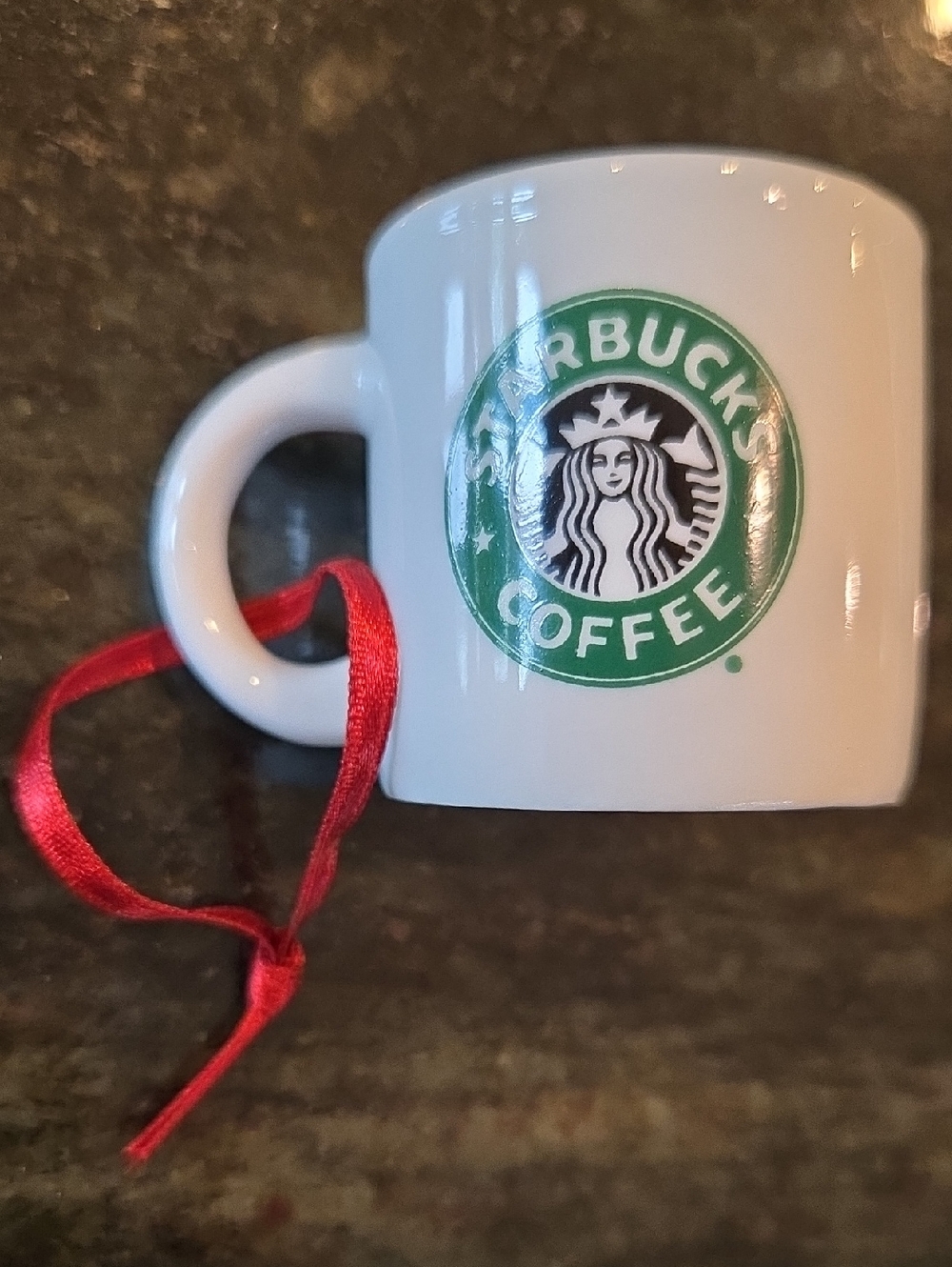 Vintage 1999 StarbucksStarbucks Christmas Mug/ Green Logo Red Ribbon Accent
